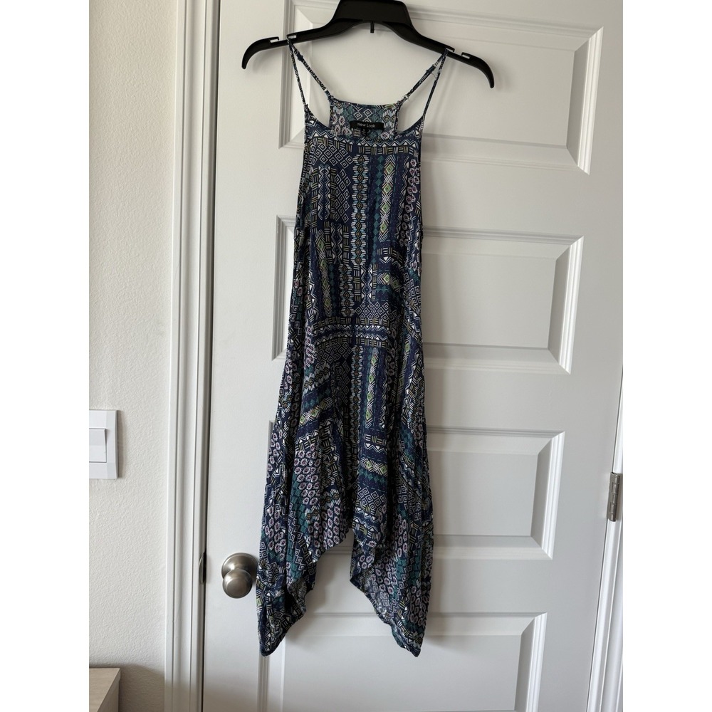 New Look Racerback Tank Tunic Asymmetrical Hem Size Small Flowy Rayon Boho Blue